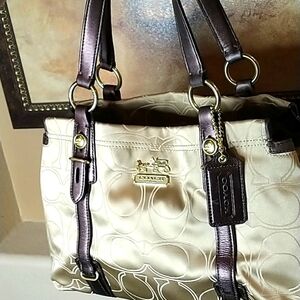 Coach Signature Satchel 15x10x5